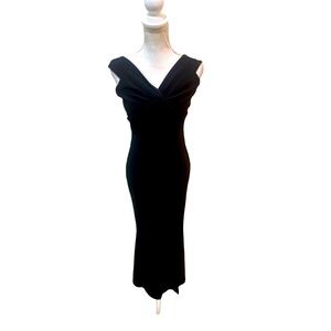 Aqua Dresses full length black lined gown low back twist front high side slit 6